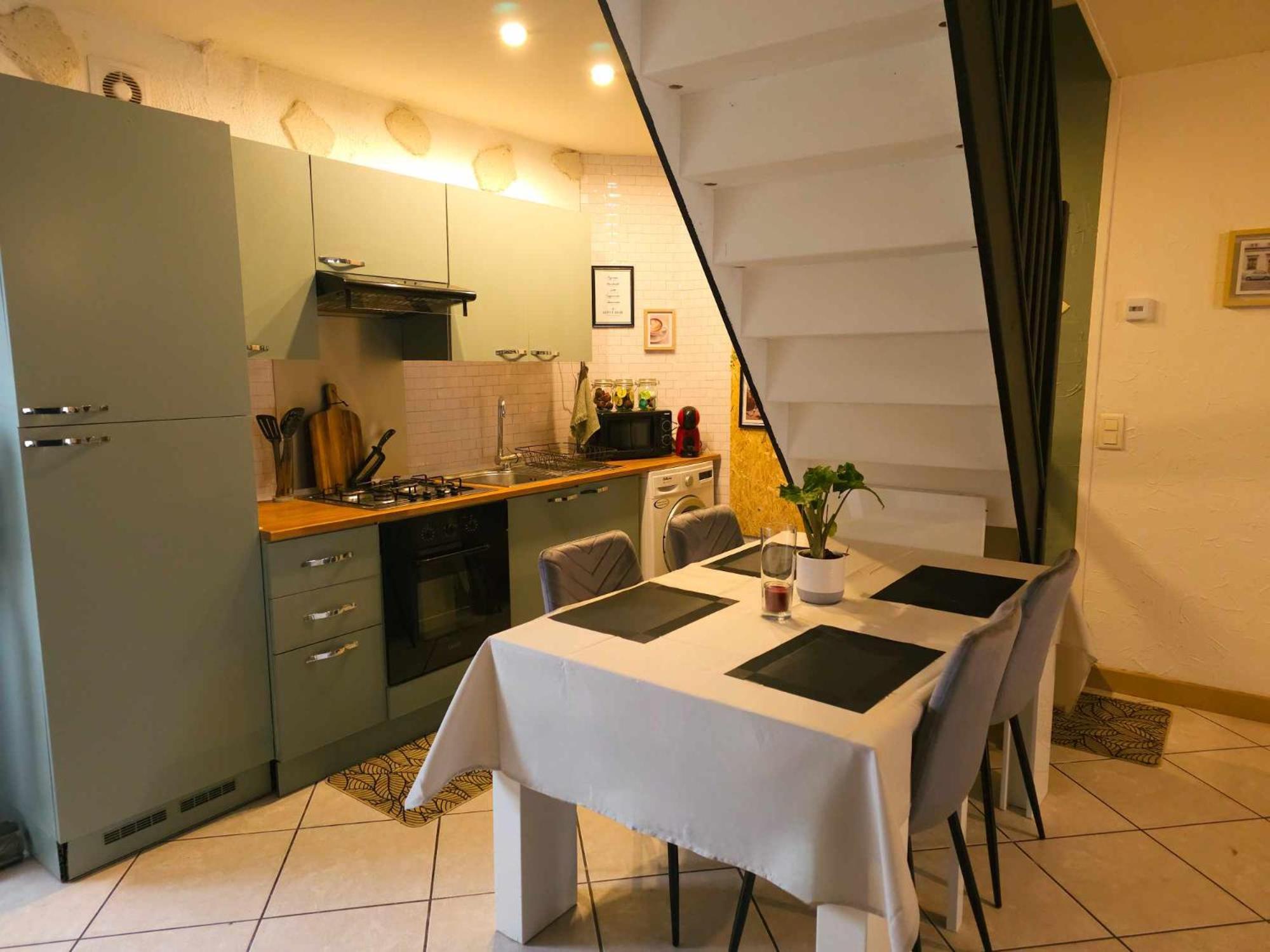 Maison De Ville Avec Jardin Privatif Nevers Bagian luar foto